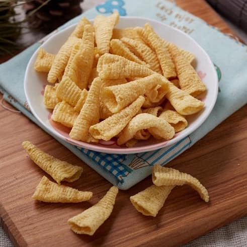 Hwa Yuan Corn Cone Chips - Burger flavor 150g華元玉黍叔漢堡口味