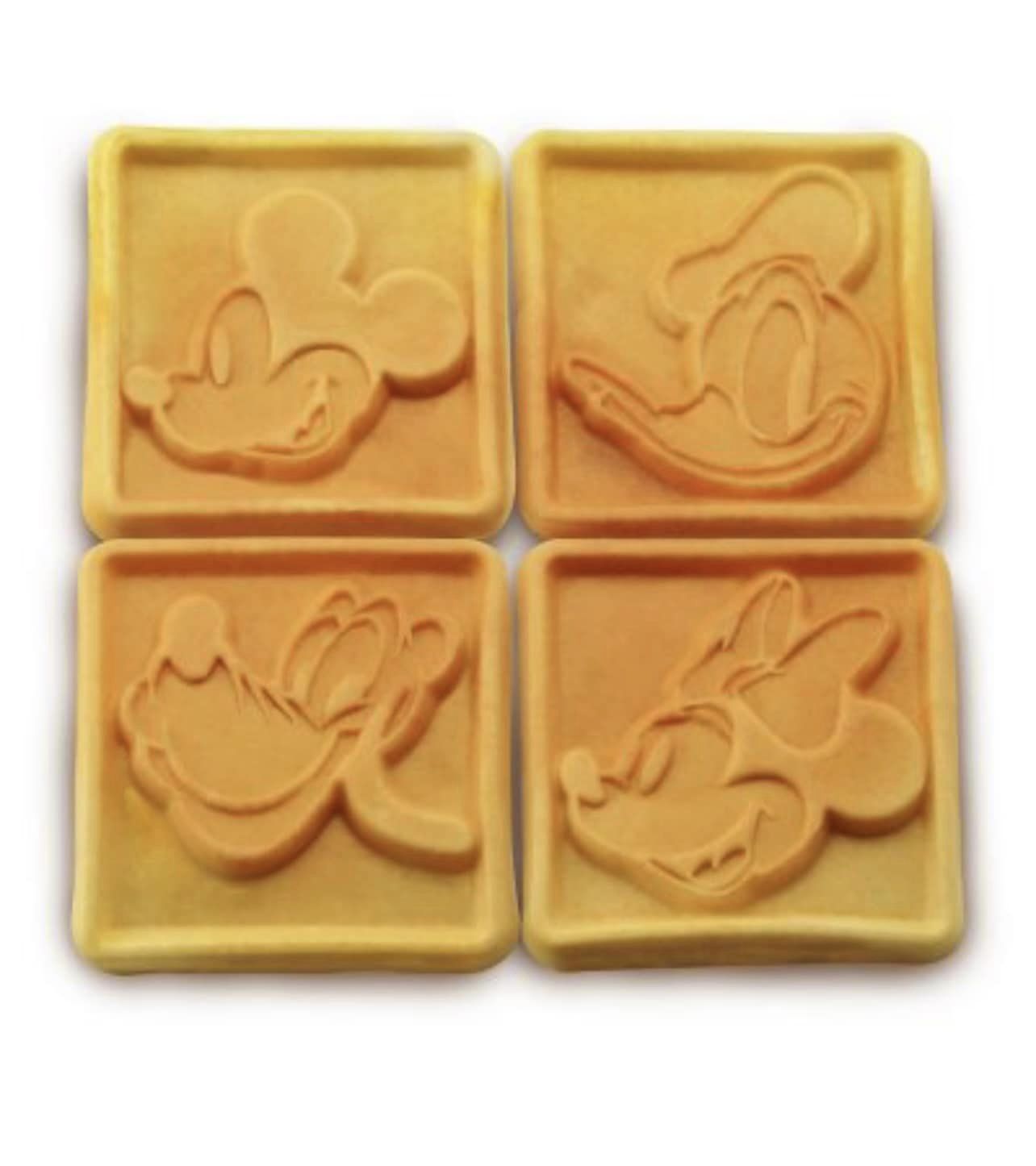 Disney Mickey And Friends 4 Slice Waffle Maker With Nonstick Cooking Plates迪士尼米奇&朋友鬆餅機