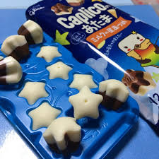 Glico Chocolate Snack Caplico No Atama Milk 1.06oz/ 30g