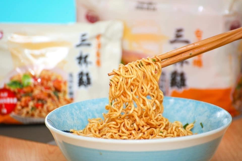 TTL 3 Cup Chicken Flavor Instant Noodles 525g/(5bags)台灣台酒三杯雞風味乾麵