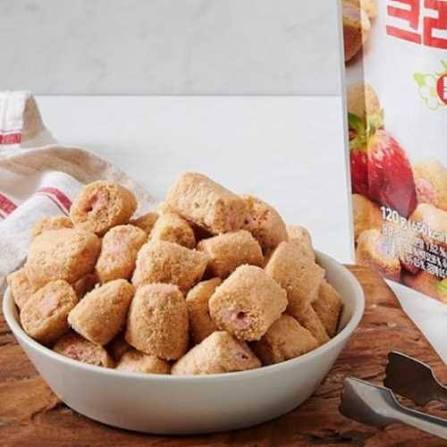 HY Haru Grain Crispy Roll - Strawberry Flavor 1.76oz/(50g)