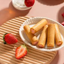 Kuai Kuai Peacock Wafer Roll - Strawberry Flavor 63g乖乖草莓口味捲心餅