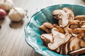 Marusho Sansho Shiitake Dried BlackMushrooms - Sliced 16oz/454g