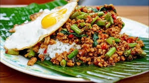 S&B Saikan Find Asian Food Thai Spicy Chicken Sauce 130g泰式辣打拋雞肉拌飯料